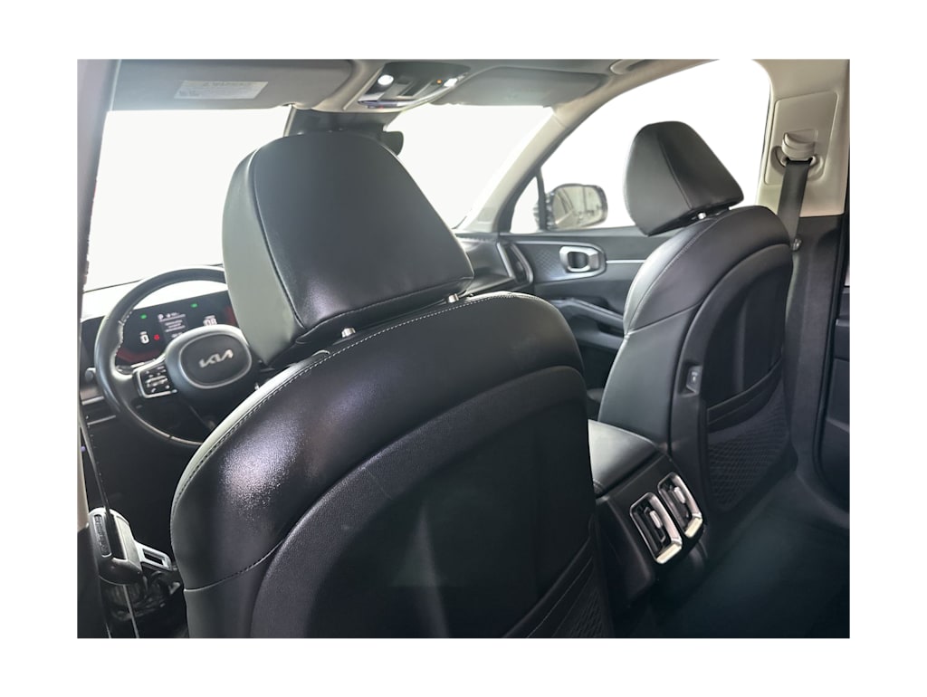 Thumbnail: 2024 Kia Sorento - 27