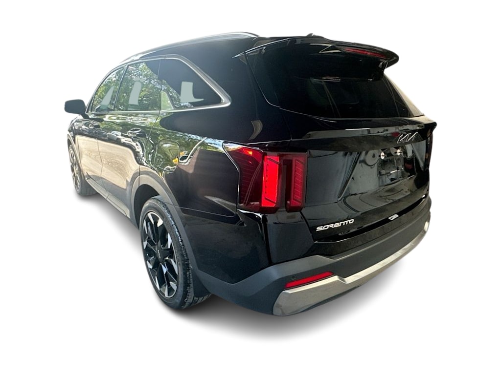 Thumbnail: 2024 Kia Sorento - 4