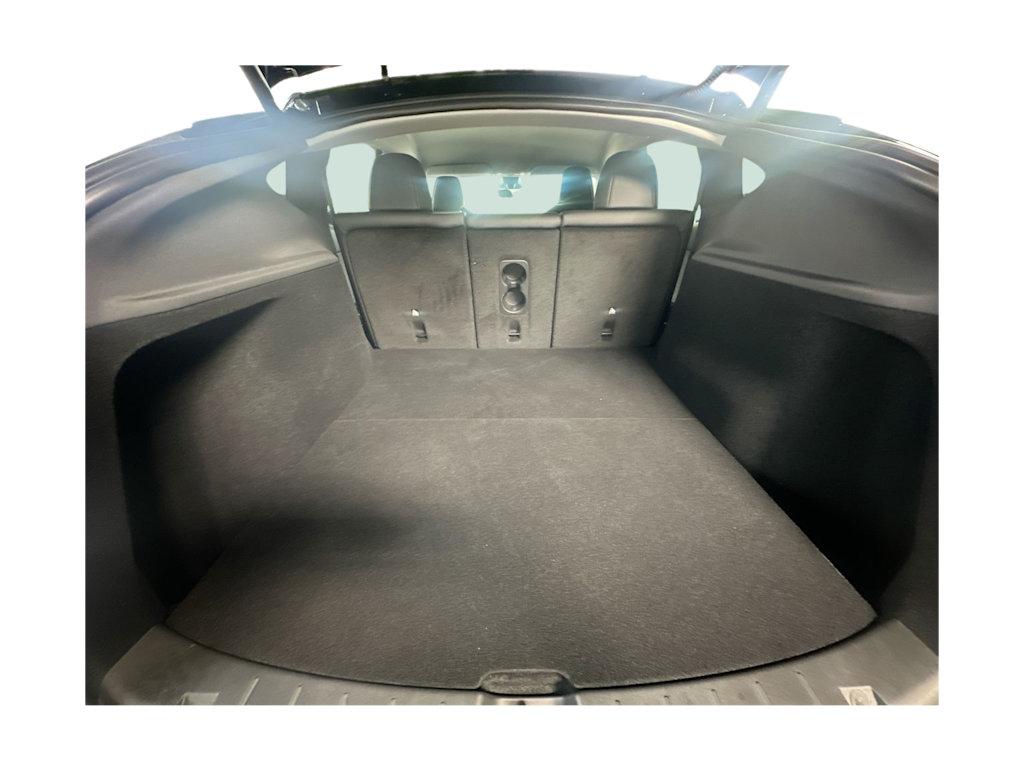 Thumbnail: 2026 Tesla Model Y - 13