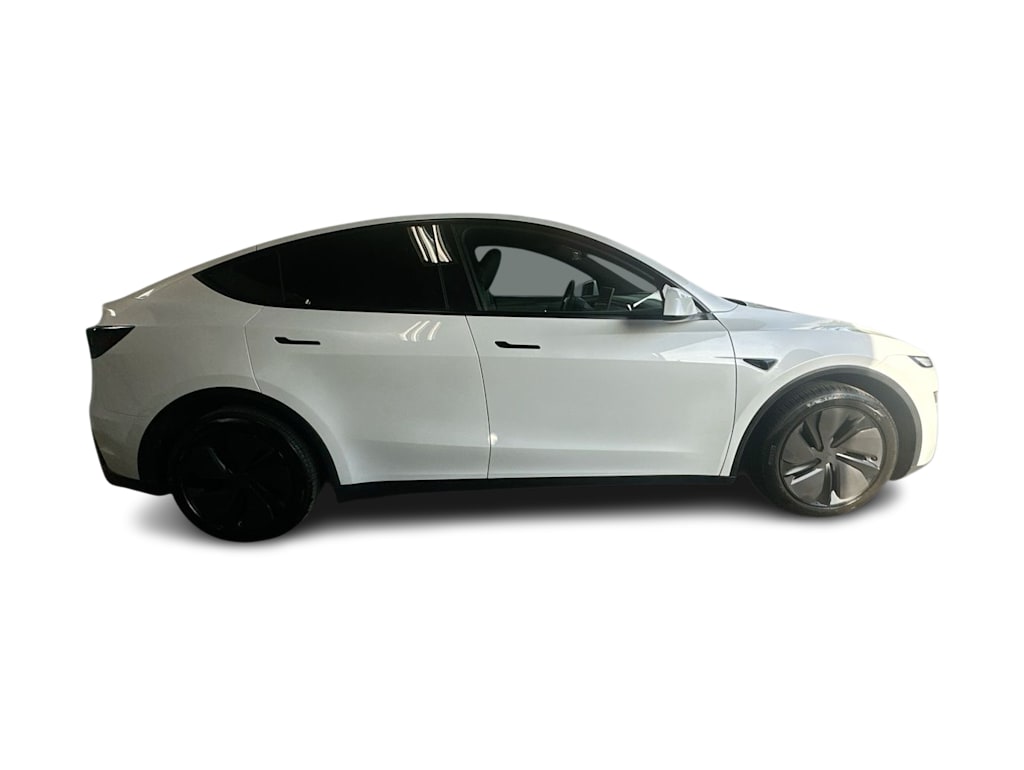 Thumbnail: 2026 Tesla Model Y - 21
