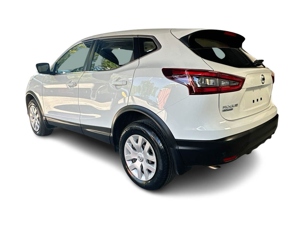 Thumbnail: 2020 Nissan Rogue Sport - 4