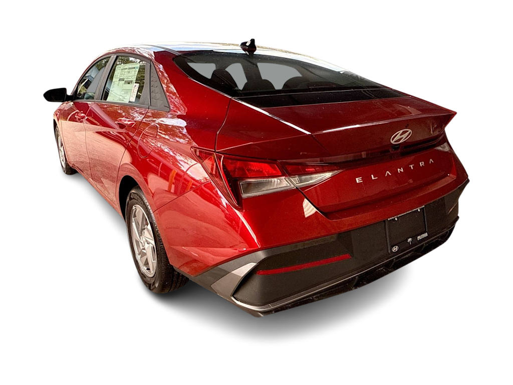 Thumbnail: 2025 Hyundai Elantra - 4