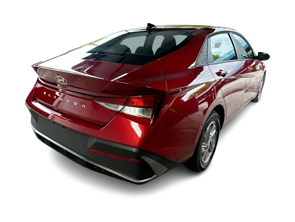 Thumbnail: 2026 Hyundai Elantra - 22