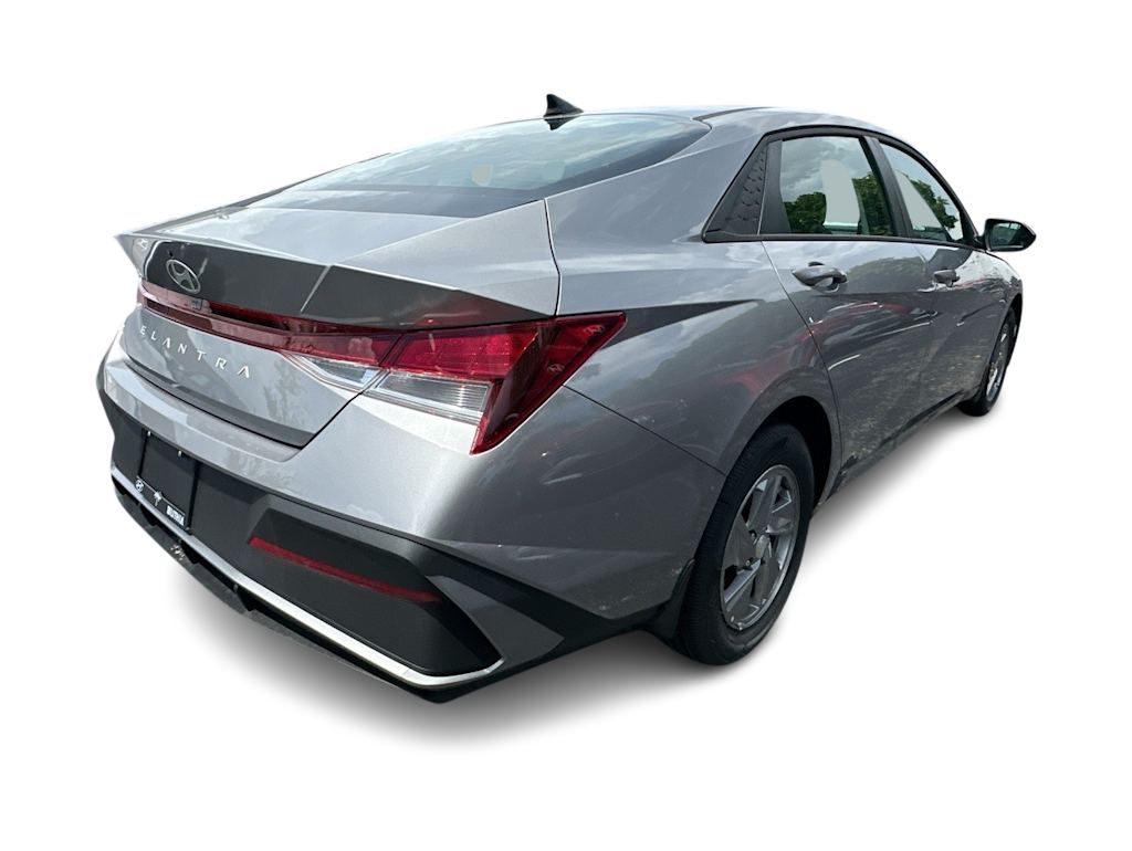 Thumbnail: 2025 Hyundai Elantra - 21