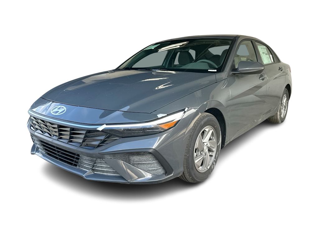 2025 Hyundai Elantra SE - Photo 18