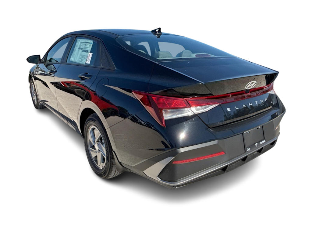 Thumbnail: 2025 Hyundai Elantra - 4