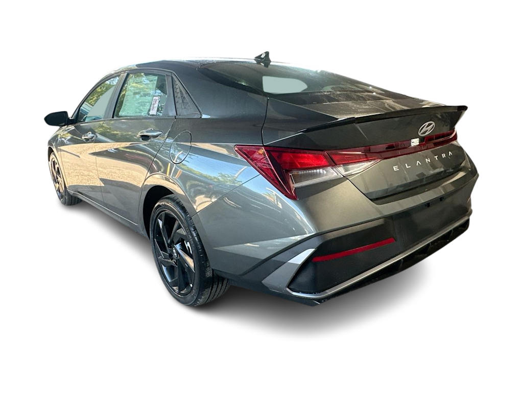 Thumbnail: 2026 Hyundai Elantra - 4
