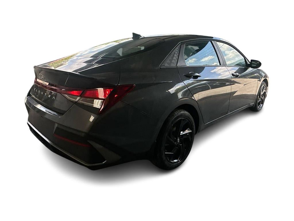 Thumbnail: 2026 Hyundai Elantra - 23