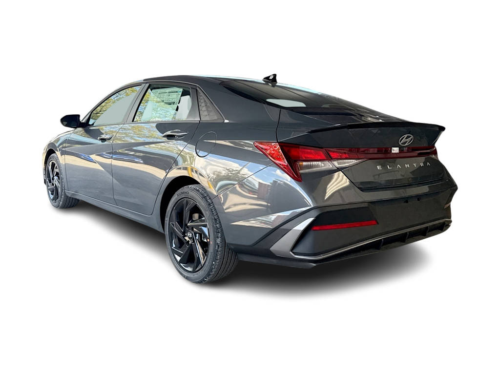 Thumbnail: 2026 Hyundai Elantra - 4