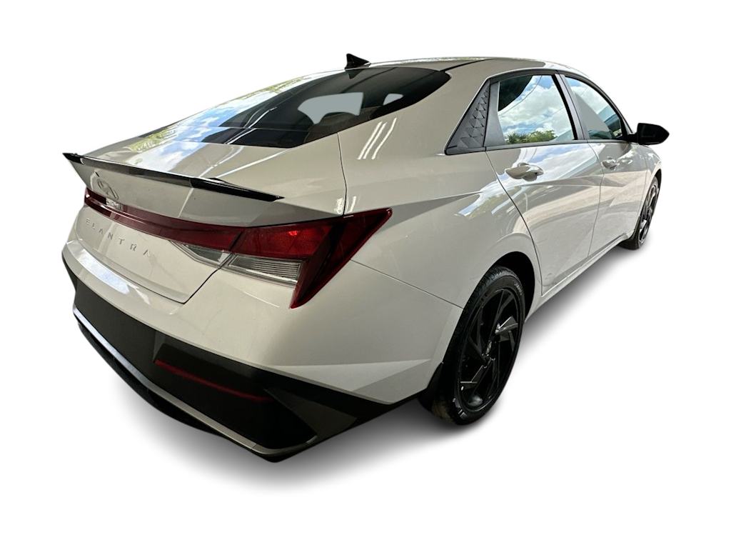 Thumbnail: 2026 Hyundai Elantra - 21