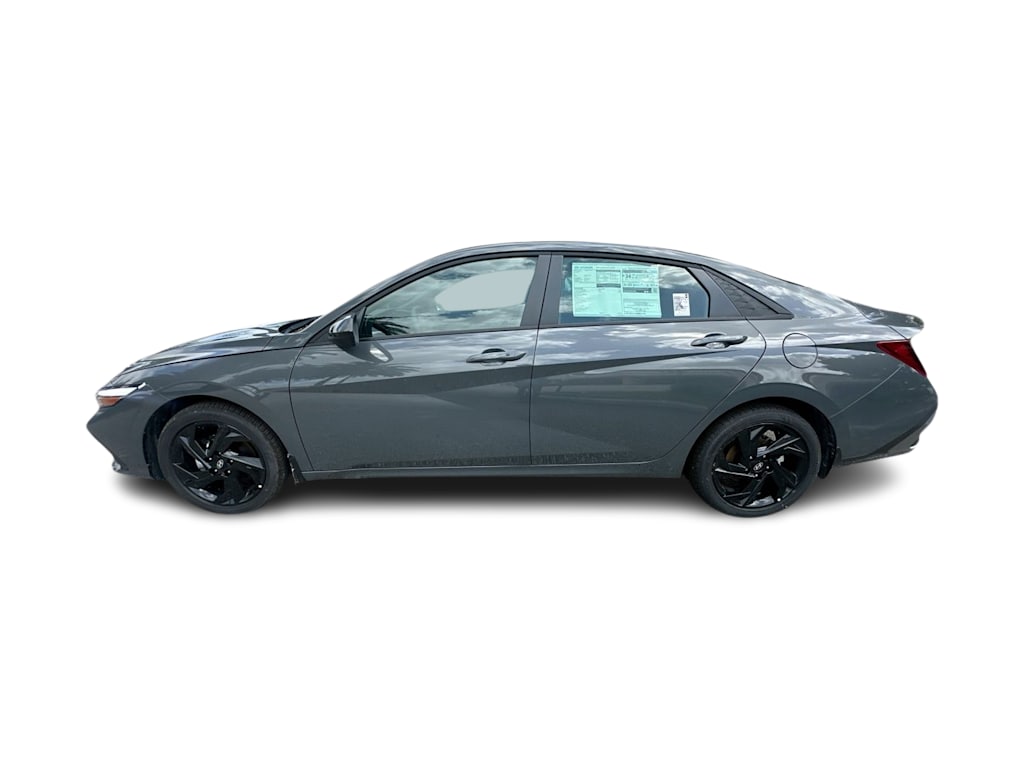 Thumbnail: 2026 Hyundai Elantra - 3