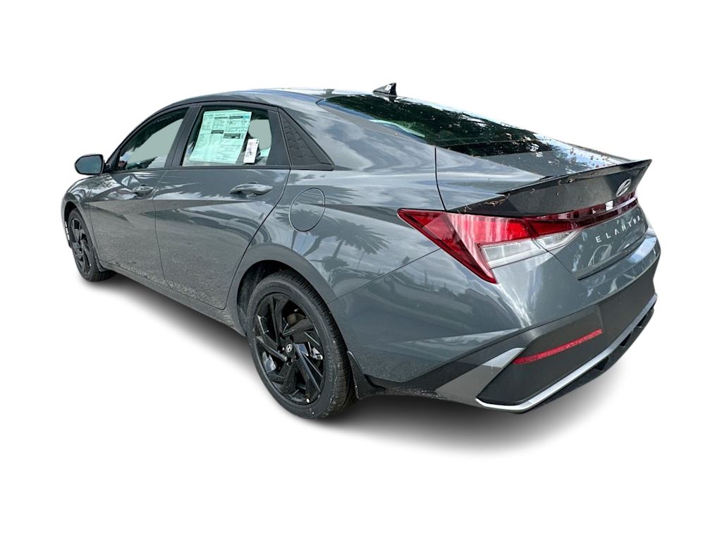 Thumbnail: 2026 Hyundai Elantra - 4