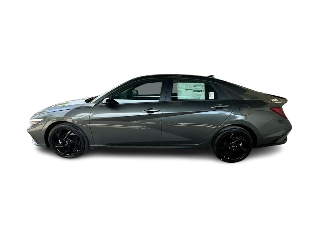 Thumbnail: 2026 Hyundai Elantra - 3