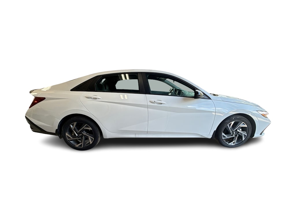 Thumbnail: 2025 Hyundai Elantra - 22