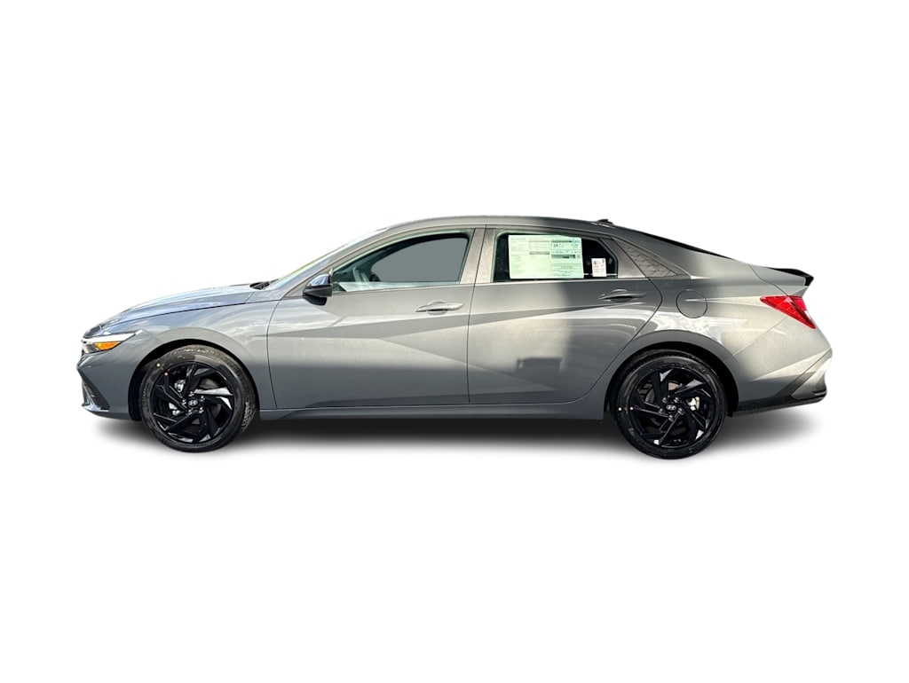 Thumbnail: 2026 Hyundai Elantra - 3