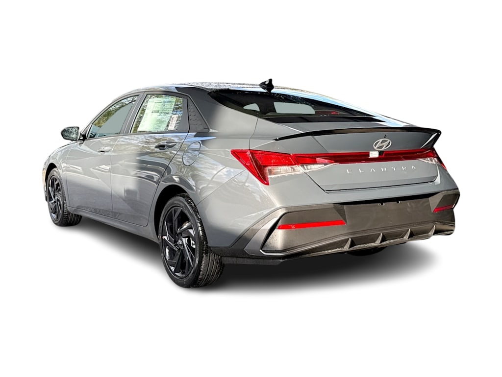 Thumbnail: 2026 Hyundai Elantra - 4