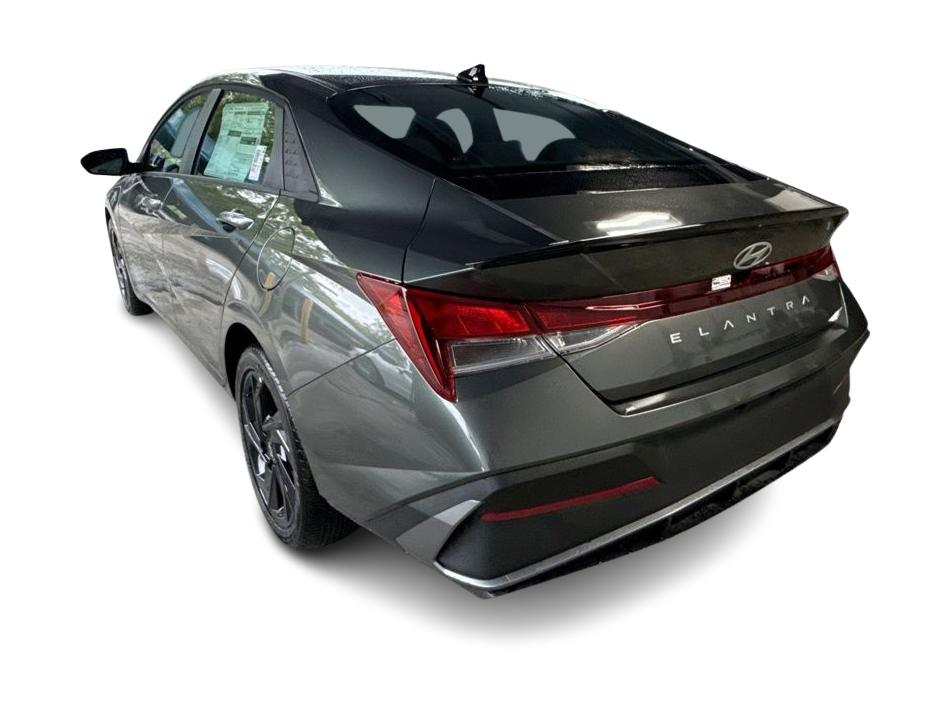 Thumbnail: 2026 Hyundai Elantra - 4