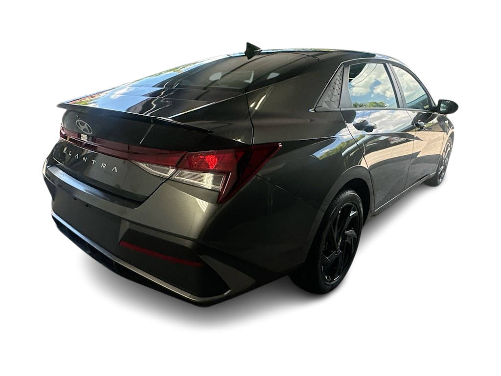 Thumbnail: 2026 Hyundai Elantra - 22