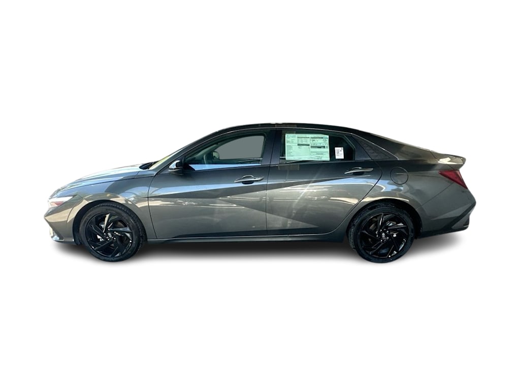 Thumbnail: 2026 Hyundai Elantra - 3