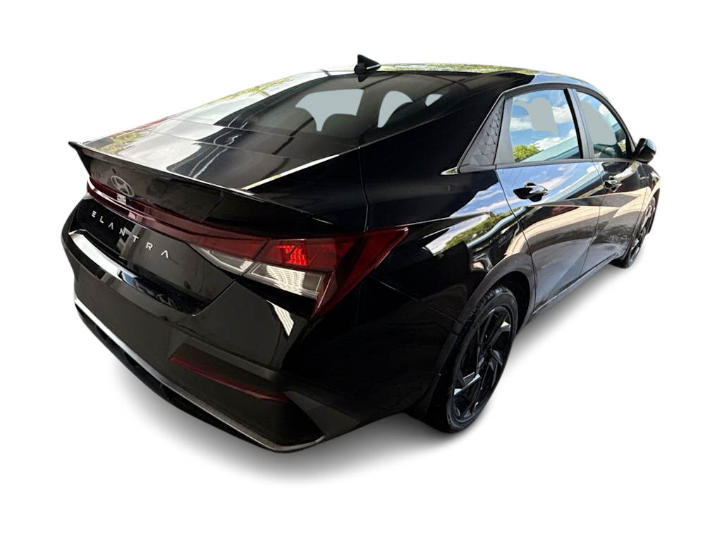 Thumbnail: 2026 Hyundai Elantra - 21