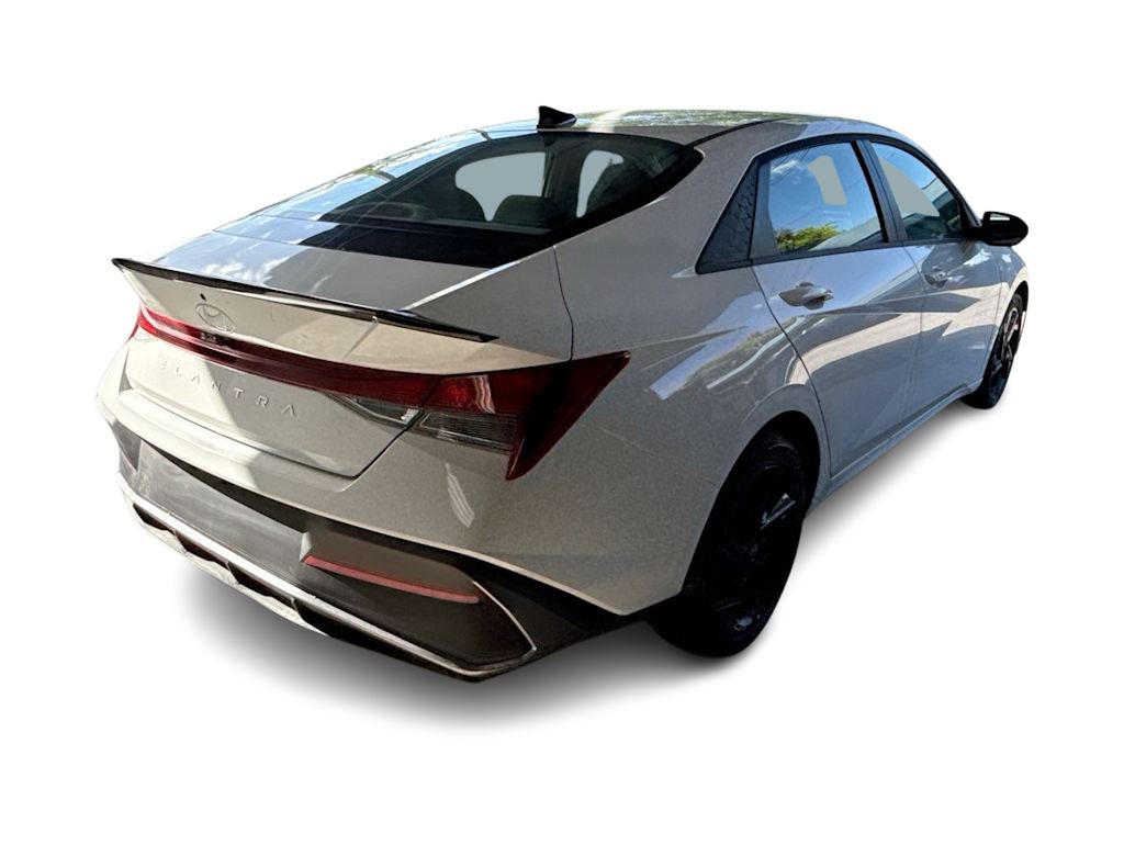 Thumbnail: 2026 Hyundai Elantra - 21