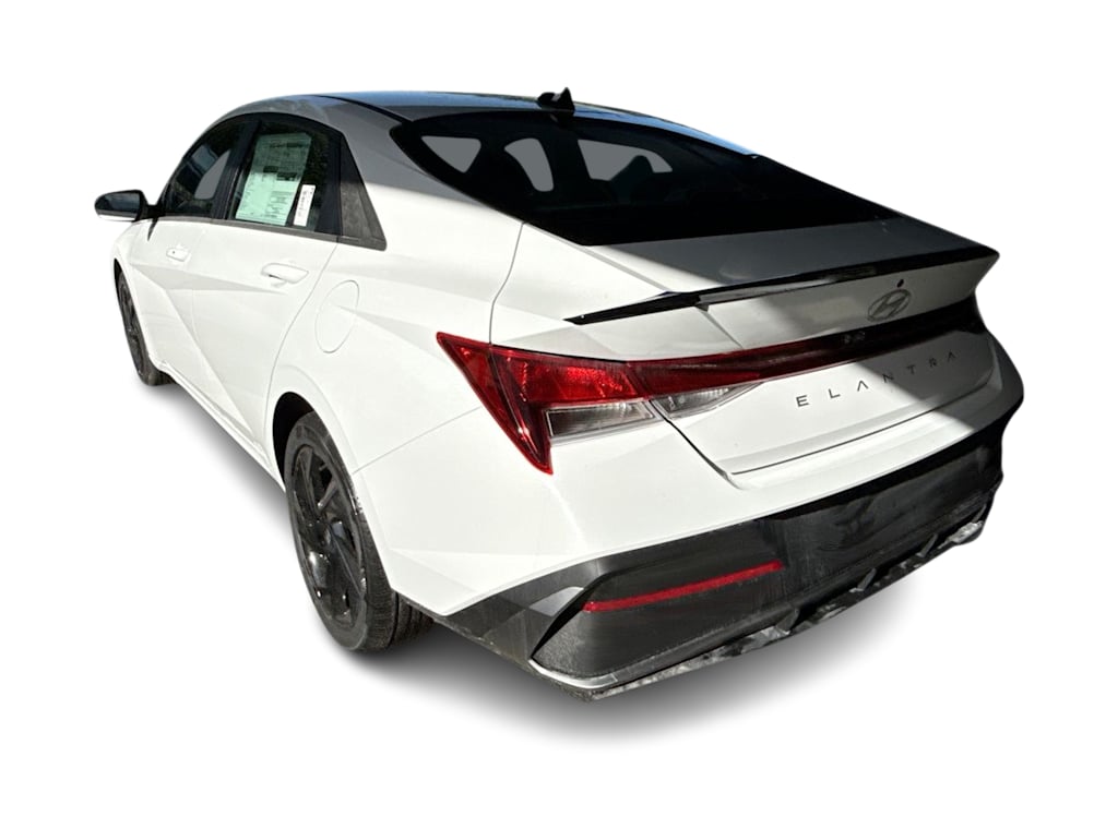Thumbnail: 2026 Hyundai Elantra - 4