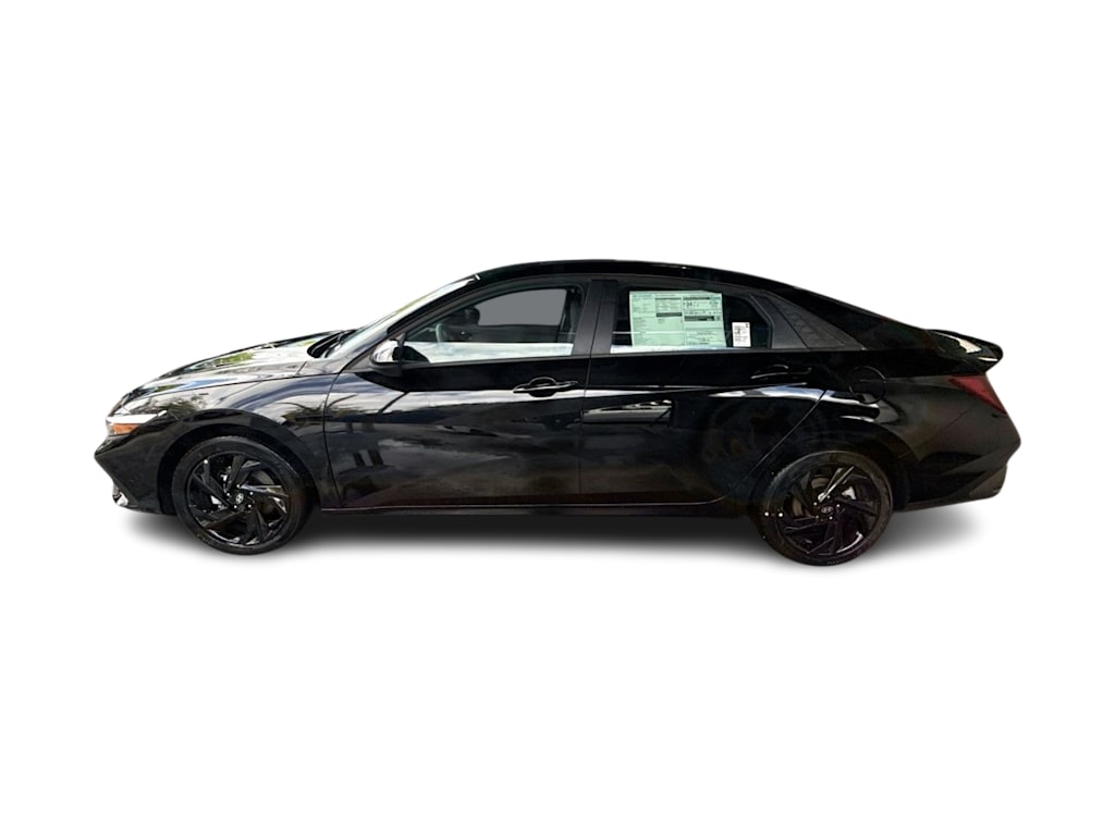 Thumbnail: 2026 Hyundai Elantra - 3