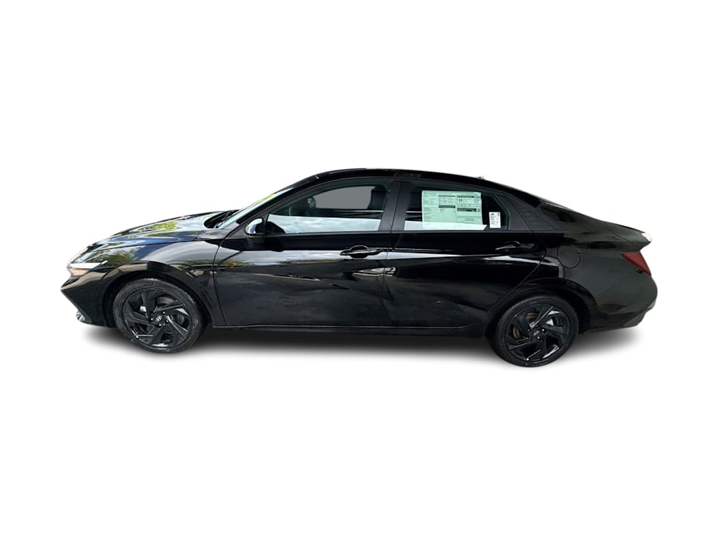 Thumbnail: 2026 Hyundai Elantra - 3