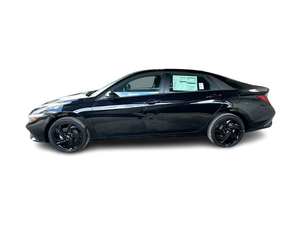 Thumbnail: 2026 Hyundai Elantra - 3