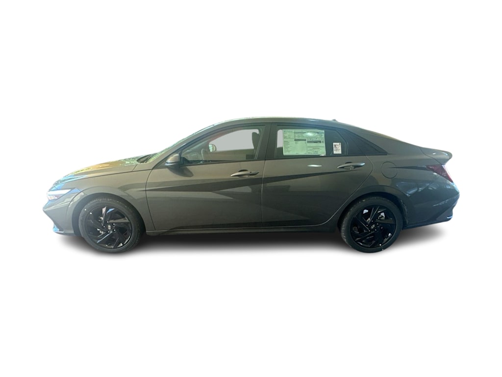Thumbnail: 2026 Hyundai Elantra - 3