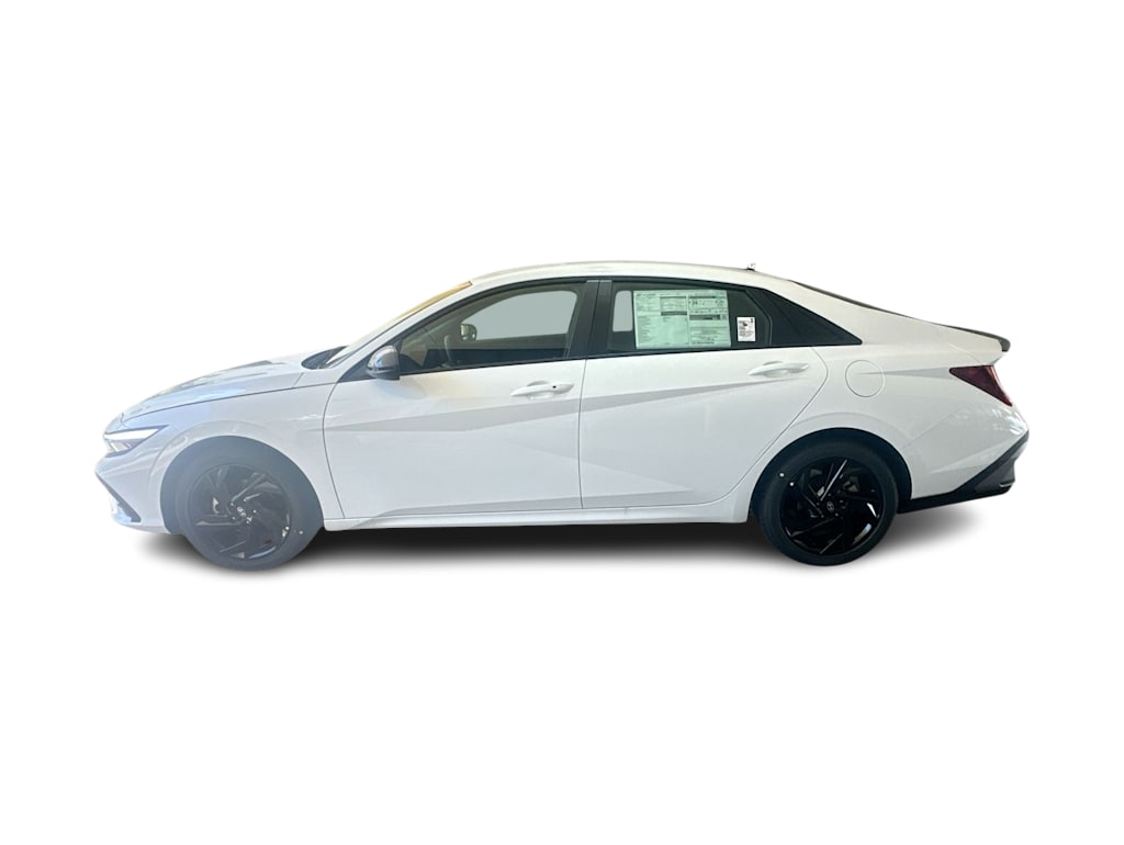 Thumbnail: 2026 Hyundai Elantra - 3