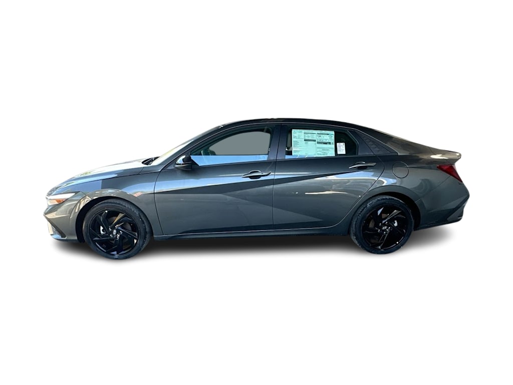 Thumbnail: 2026 Hyundai Elantra - 3