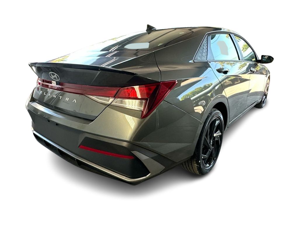 Thumbnail: 2026 Hyundai Elantra - 22