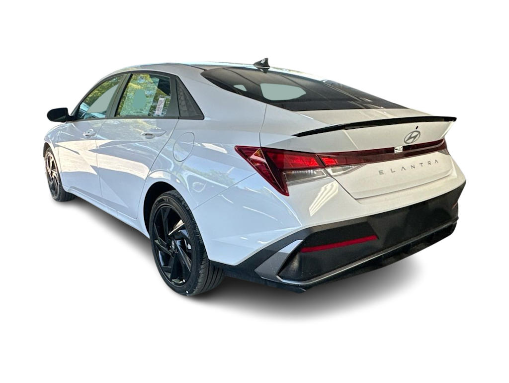 Thumbnail: 2026 Hyundai Elantra - 4
