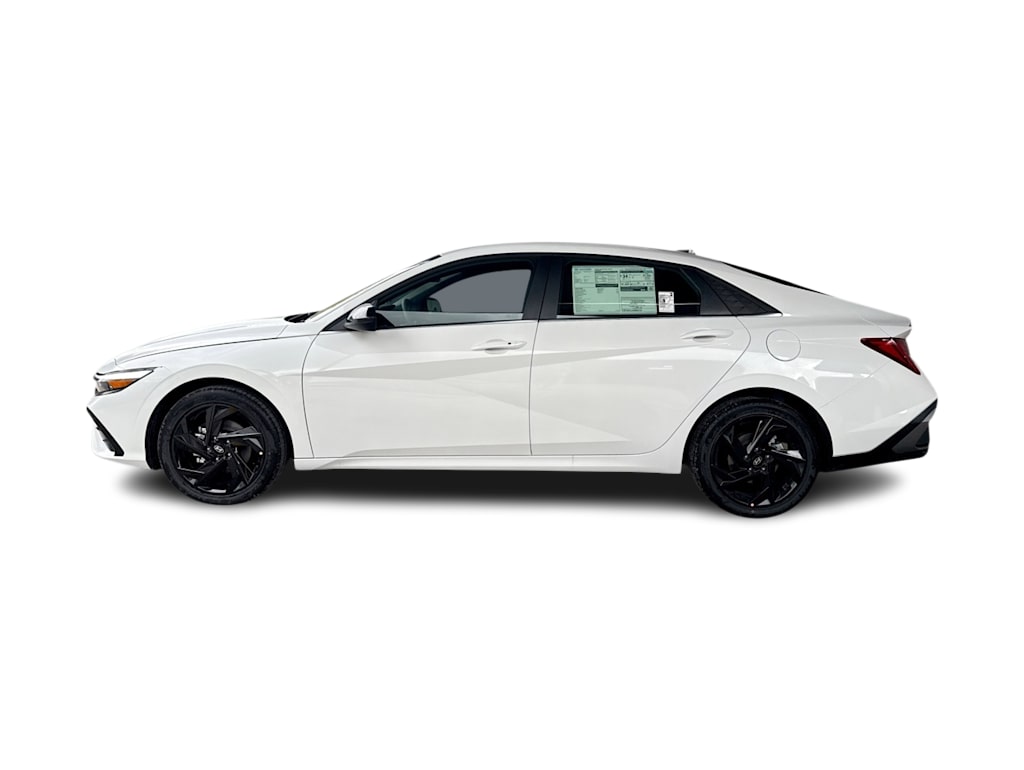 Thumbnail: 2026 Hyundai Elantra - 3