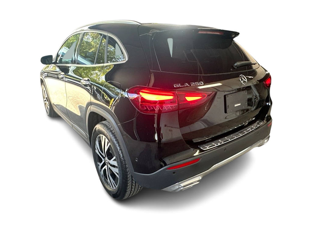 Thumbnail: 2025 Mercedes-Benz GLA - 4
