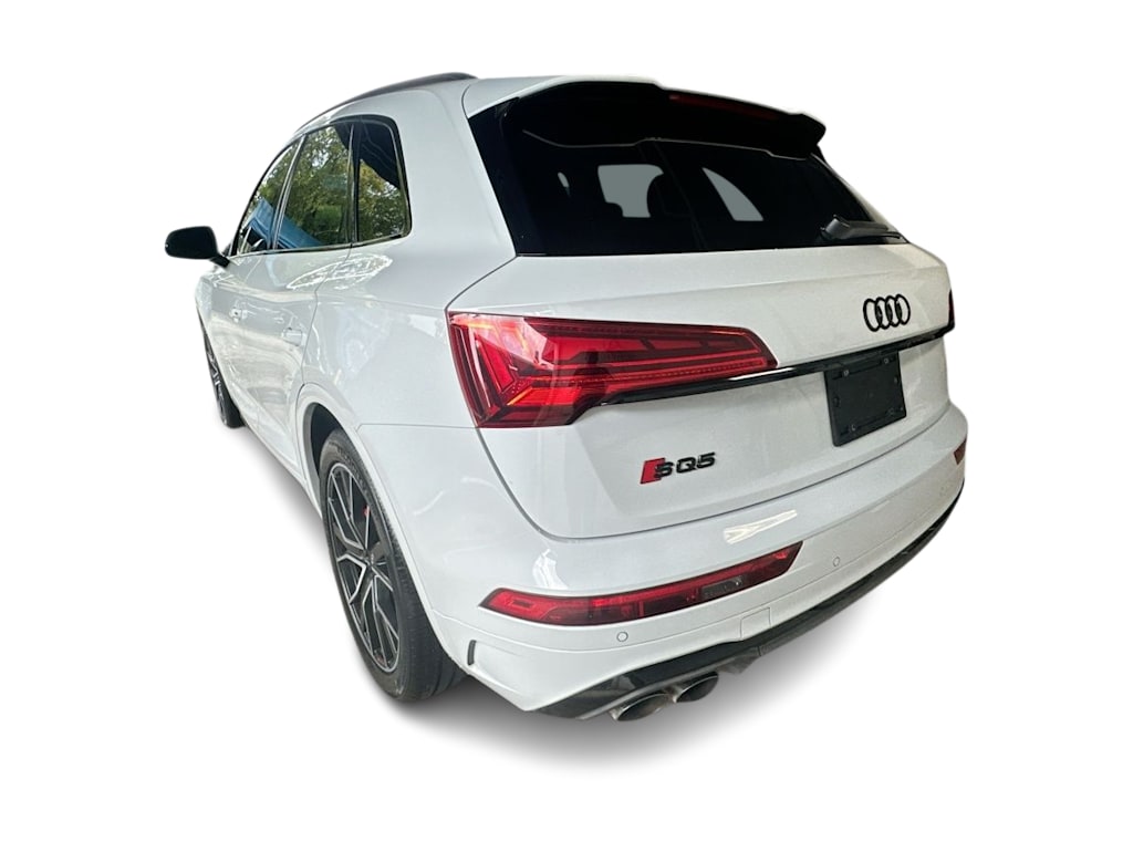 Thumbnail: 2023 Audi SQ5 - 4