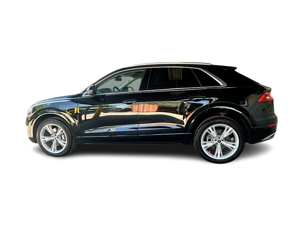 Thumbnail: 2023 Audi Q8 - 3