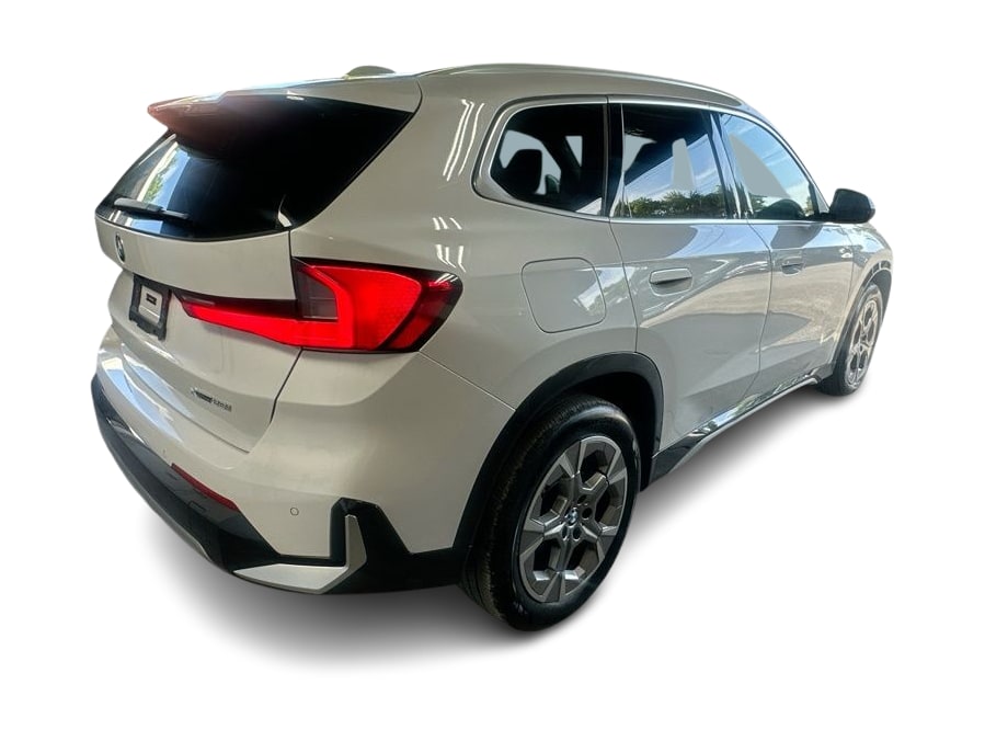 Thumbnail: 2026 BMW X1 - 21