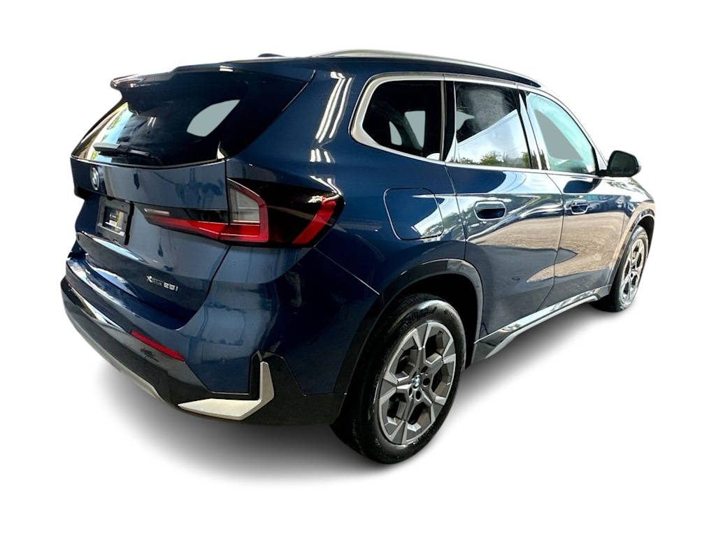 Thumbnail: 2025 BMW X1 - 21