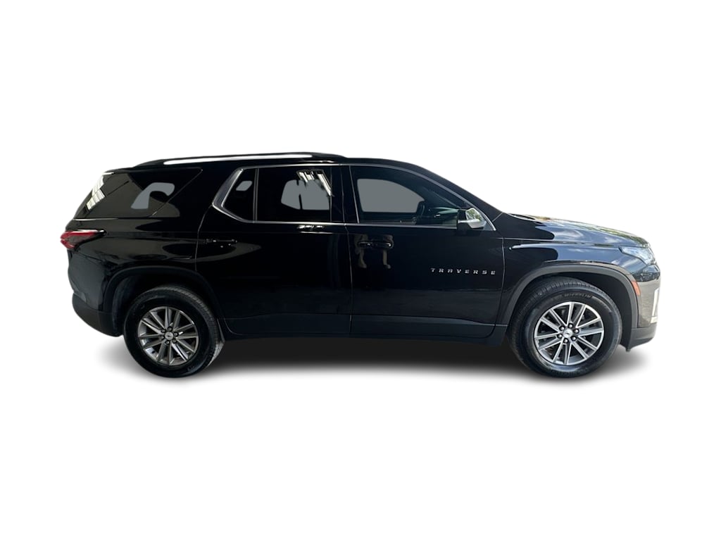 Thumbnail: 2023 Chevrolet Traverse - 21