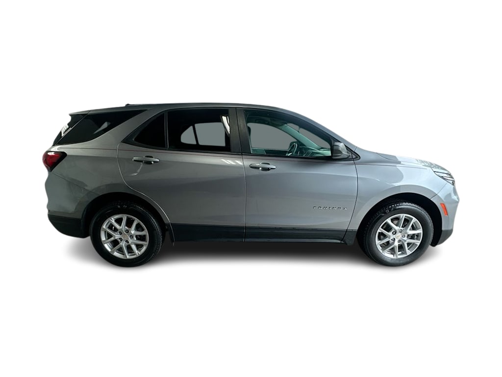 Thumbnail: 2024 Chevrolet Equinox - 24