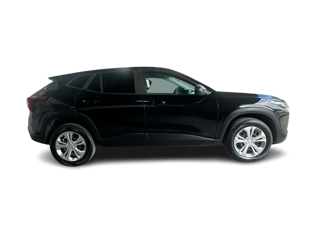 Thumbnail: 2025 Chevrolet Trax - 23