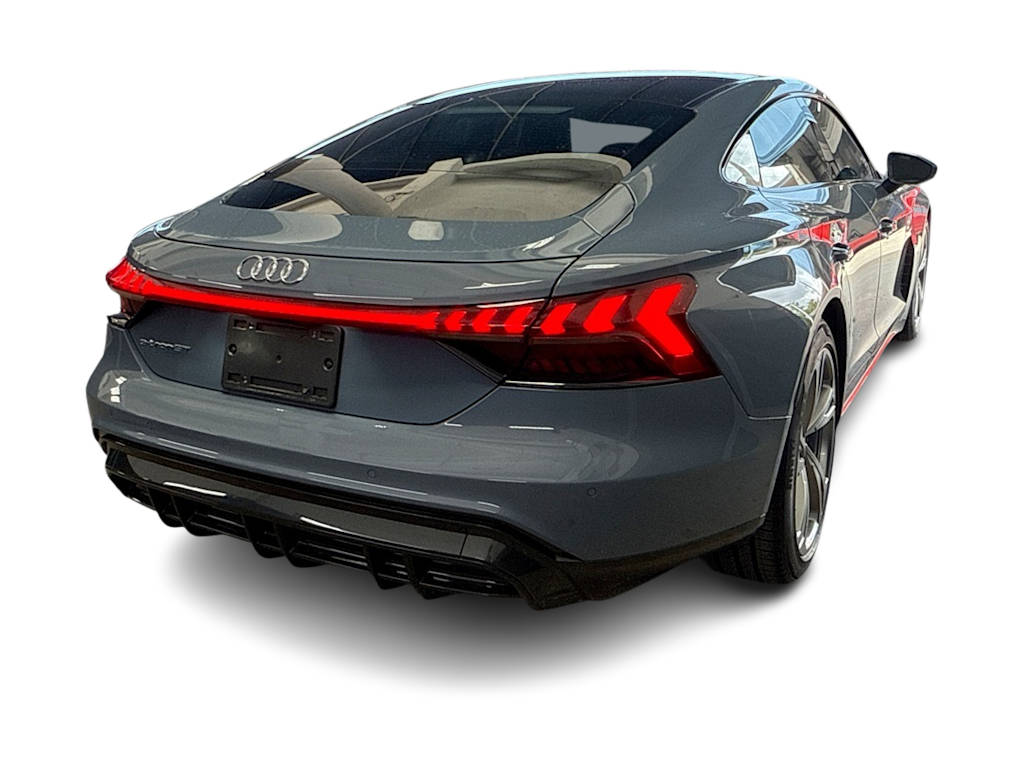 Thumbnail: 2022 Audi e-tron GT - 21