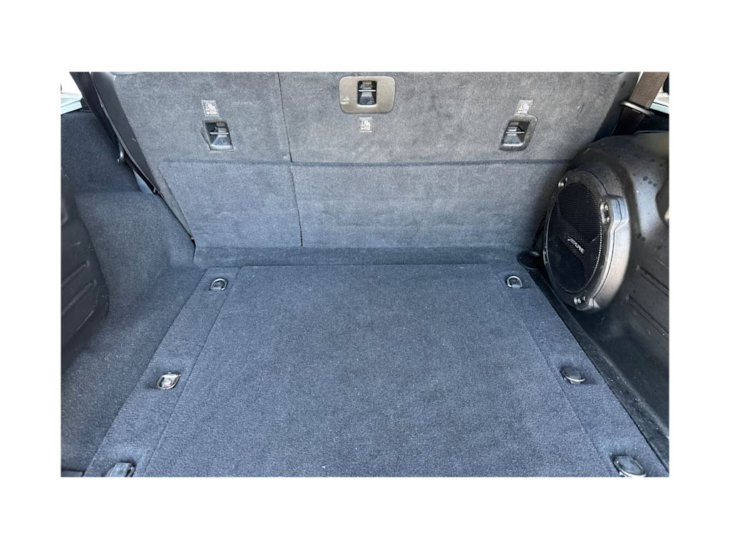 Thumbnail: 2018 Jeep Wrangler - 16