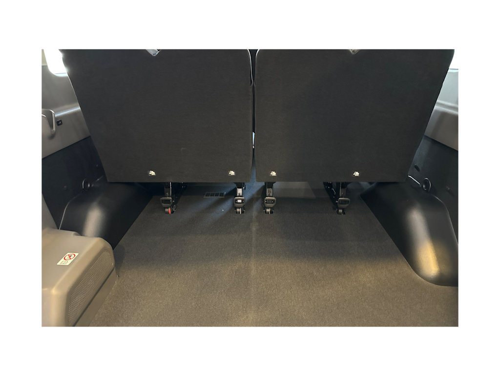 Thumbnail: 2025 Ford Transit Series - 16