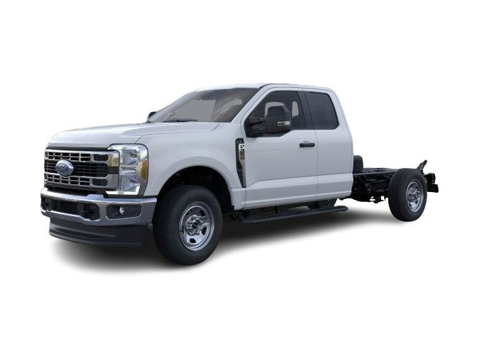 2026 Ford F-350 Super Duty Chassis Cab