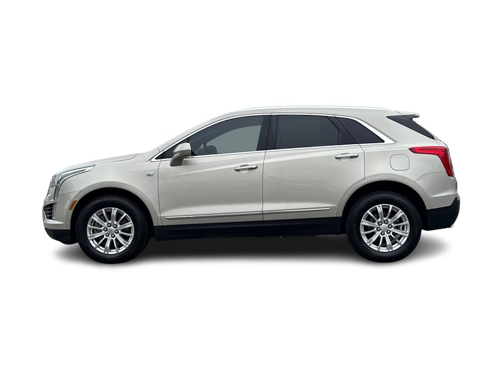 Thumbnail: 2017 Cadillac XT5 - 3