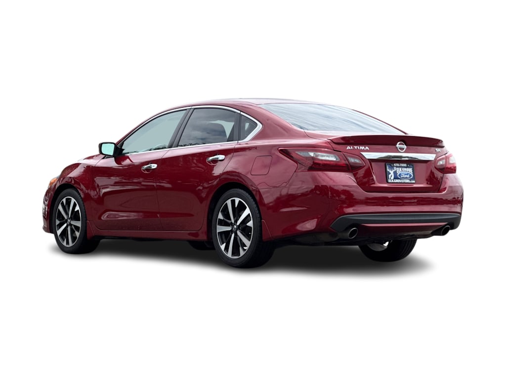 Thumbnail: 2018 Nissan Altima - 4
