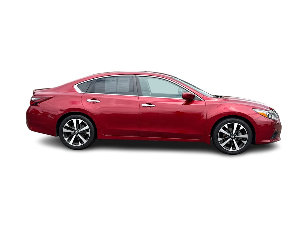 Thumbnail: 2018 Nissan Altima - 19